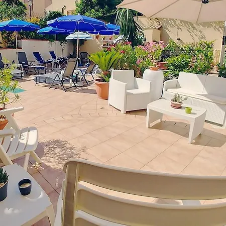 Tiziana 3*