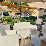 Tiziana Bed & Breakfast 3*
