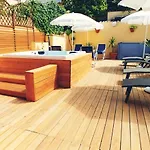 Tiziana 3*